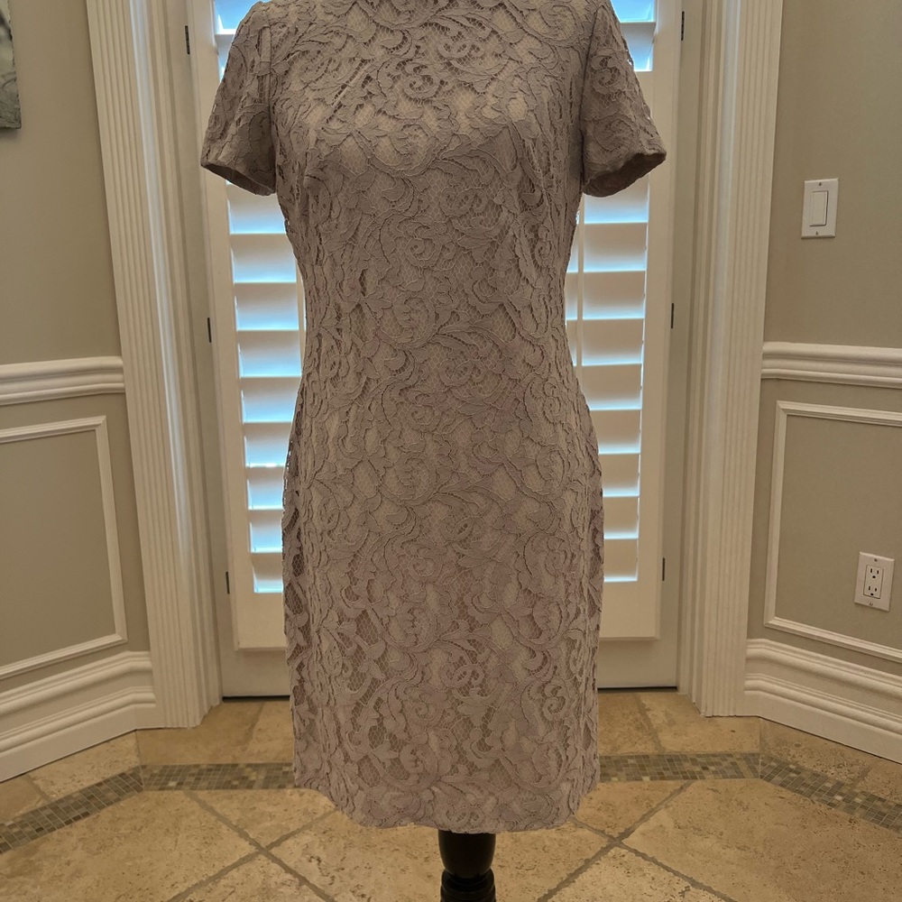 RALPH LAUREN Lace Show Stopper